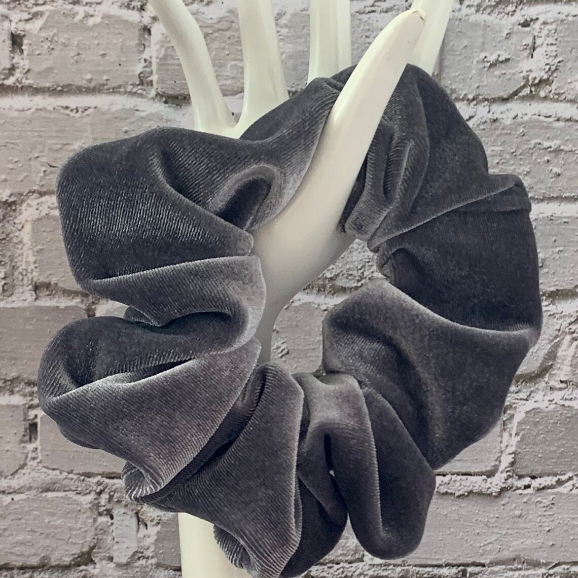 grey high waisted scrunchie joggers