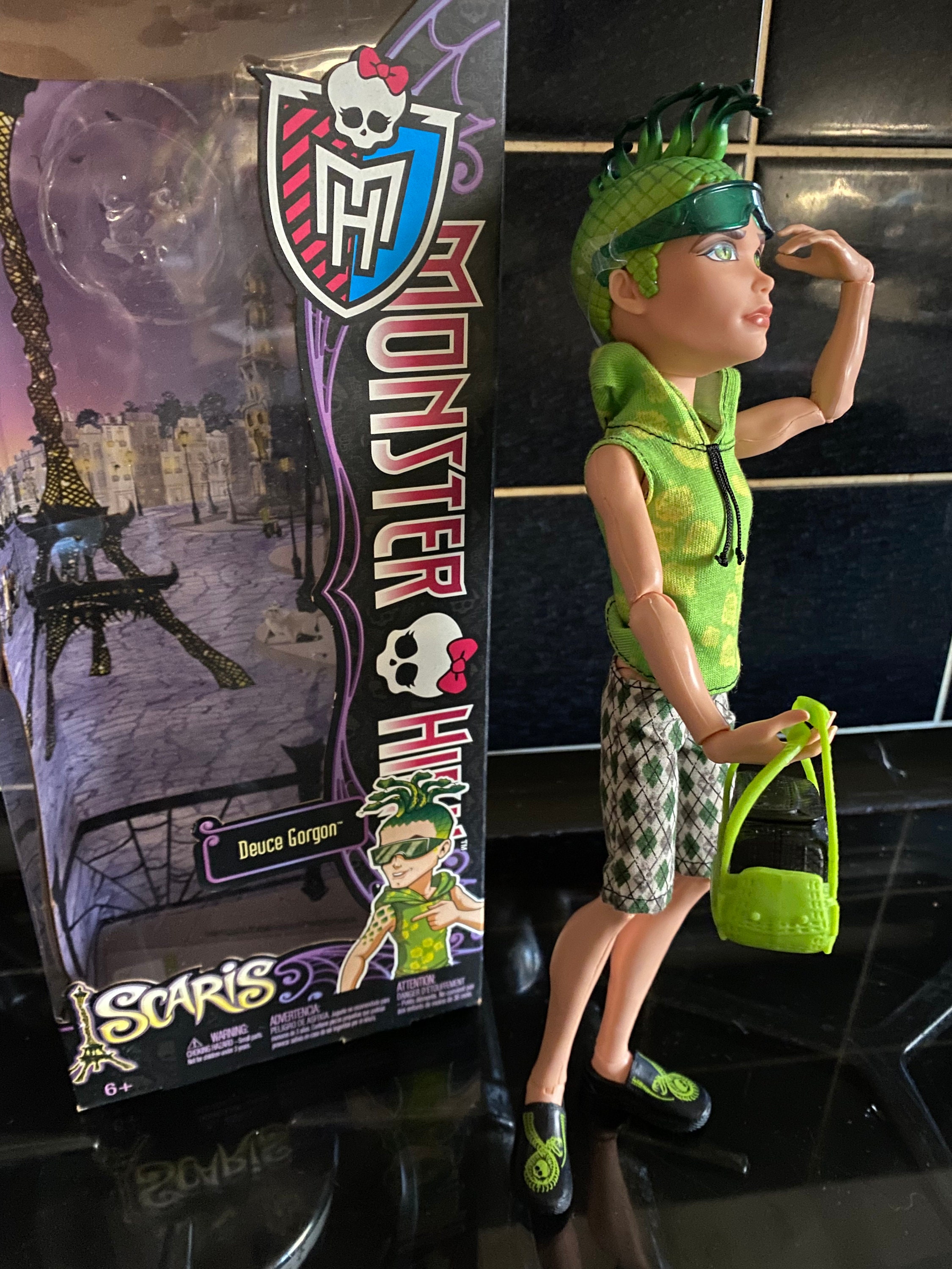 Boneco Monster High Deuce Gorgon Scaris Original Mattel