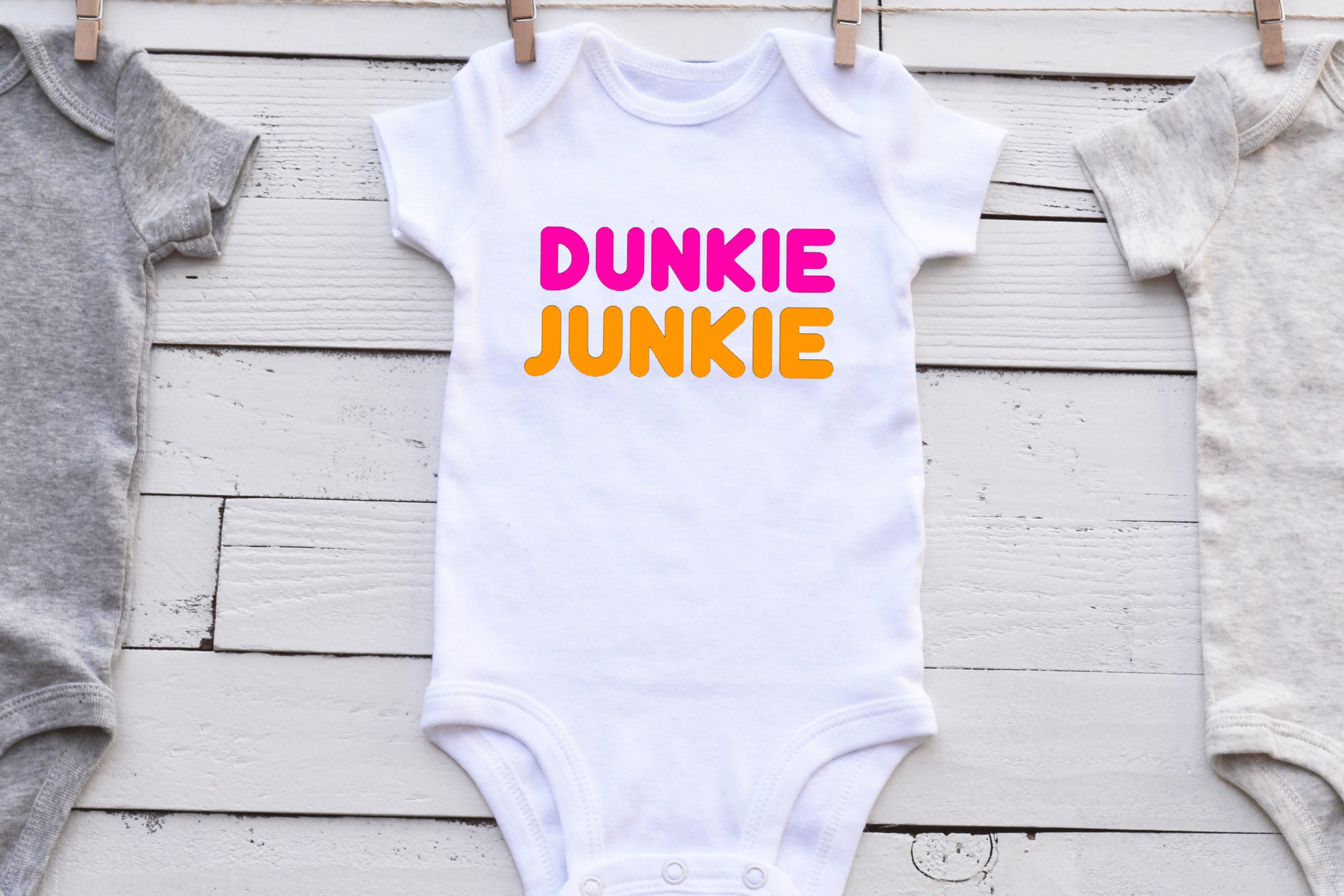 Dunkie Junkie Onesie Dunkin Donuts Bodysuit Dunkin Donuts Etsy España