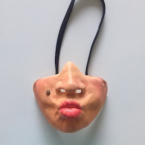 Pucker up mask.