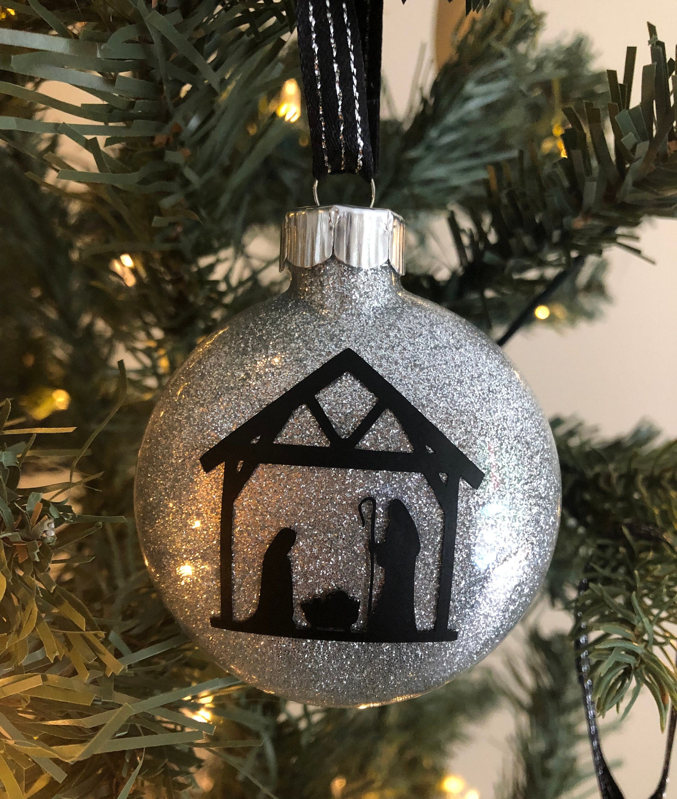 Nativity Scene Glass Ornaments Set of Six Glitter Nativity Etsy