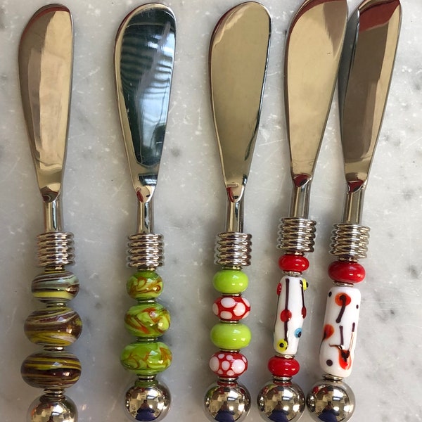 Canape/Cheese Spreaders with Handcrafted Glass Beads, 5.5", (sold as 1 each). select which when ordering