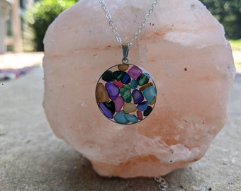 Multicolored chipped shell and silver pendant necklace