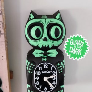 Glow in the Dark skeleton Kit-Cat Klock© Custom Clock - Horror Skull Monster Creepy Original Art Hand Painted - x Gabbie - One of a kind!
