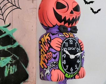 Halloween Kit-Cat Klock Custom Clock - Original Art Custom Painted Creepy Horror Monster Jack O&#39; Lantern Pumpkin - Original Gift x Gabbie