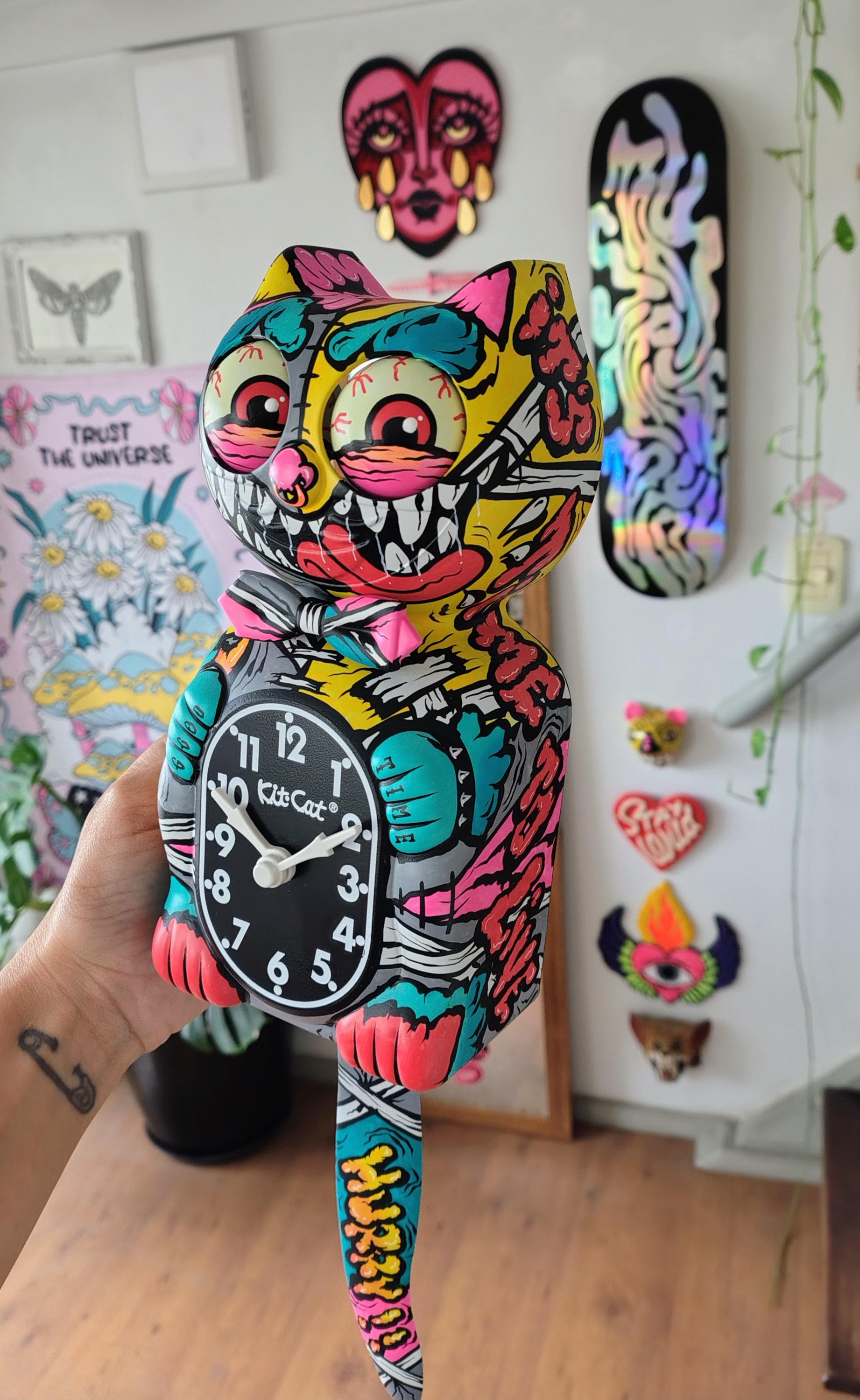 Kit-cat Klock© Custom Clock - Original Art Custom Painted Zombie