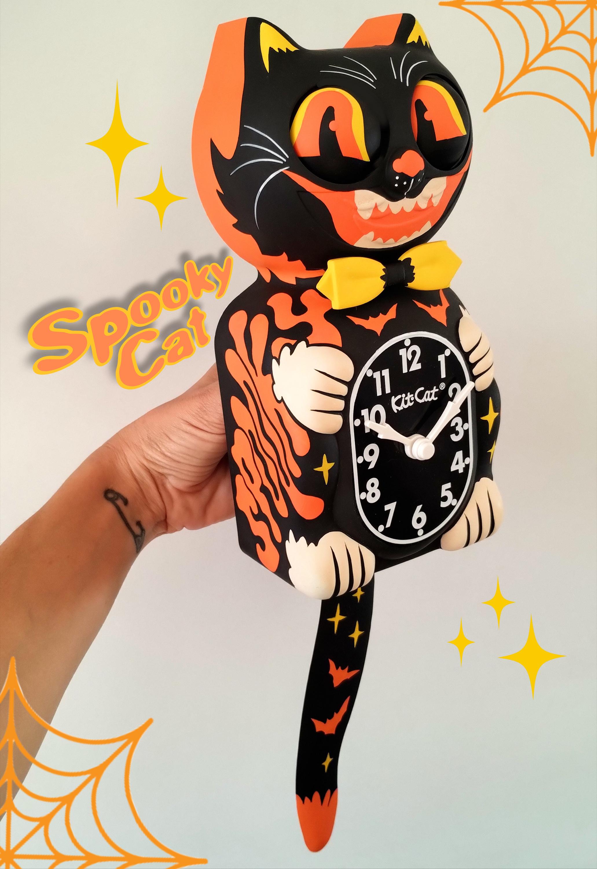 Spooky Cat Vintage Halloween Kit-cat Klock© Custom Clock