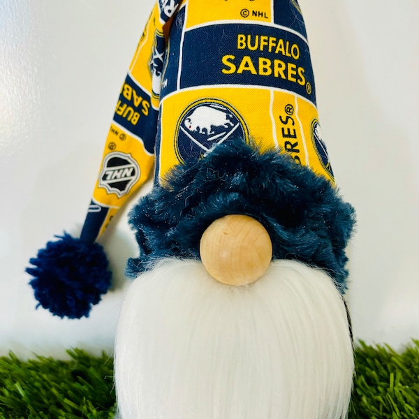 BUFFALO SABRES HOCKEY Gnome