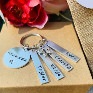 Grandpa keyring, personalized name keyring, gift for grandpa, gift for grandfather, custom keychain gift for grandpa, dad, gift for him