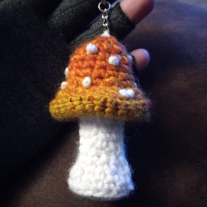 PATTERN: Mushroom Chapstick Holder