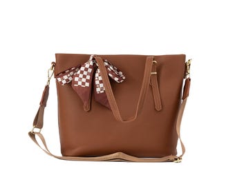 Vegan Leather Purse, Tan Shoulder Bag, Light Brown Handbag, Designer Crossbody Tote, Italian Style Bag, Stylish Vegan Purse, Shoulder Bag