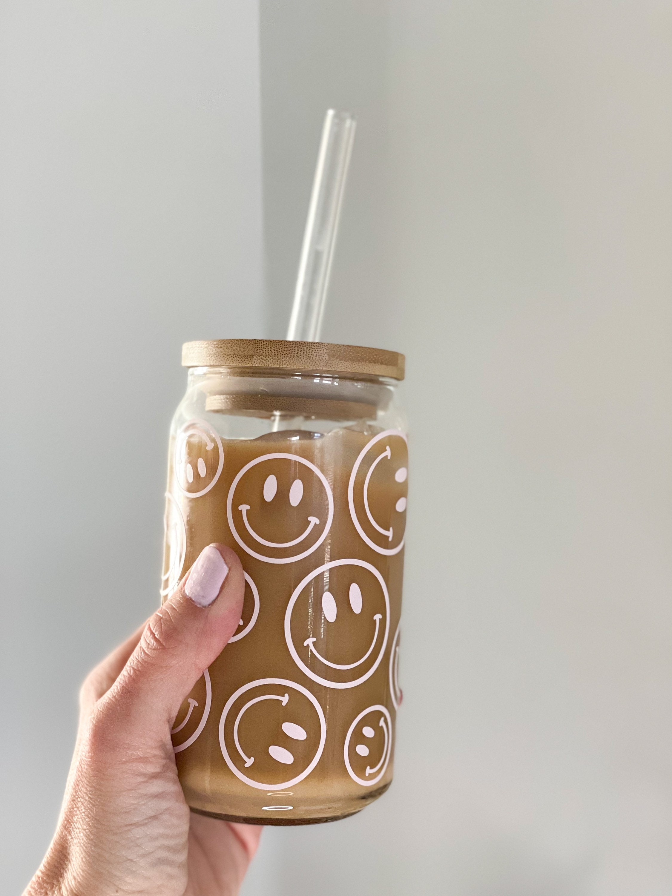 Featured Shops Daisy Glass Soda Can With Lid and Straw 16 oz Smiley Face Libbey  Glass Iced Coffee Cup Bamboo Lid glass tumbler with straw