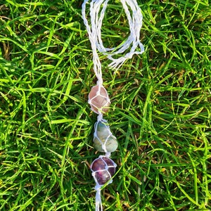 Fluorite Healing Necklece Amulet: symmetry, beauty, lucid dreams, genius, colorful & vivid visions, creativity, relaxation, unique gift idea
