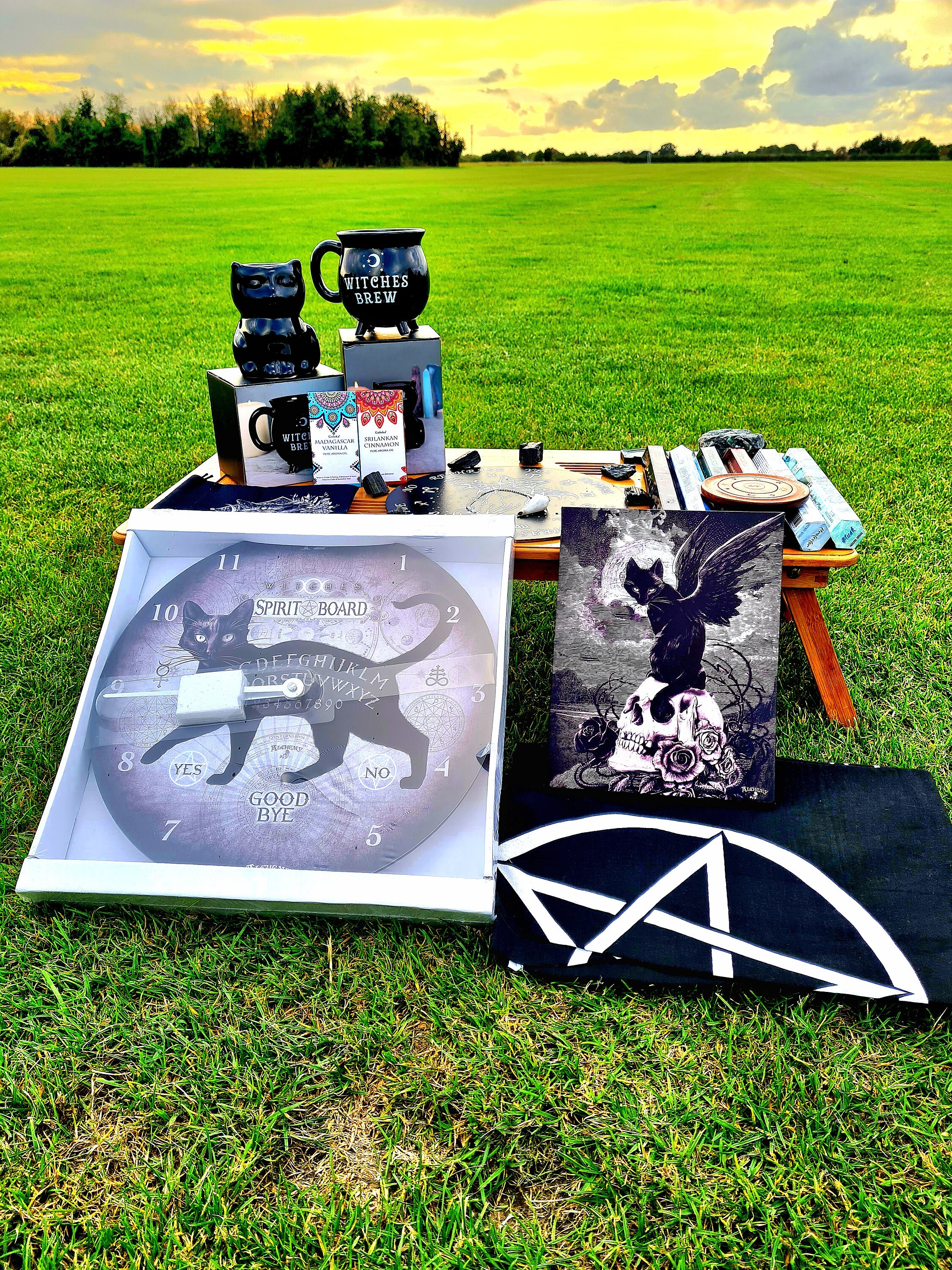 Cat Familiar Altar, Cat Lover Altar, Cat Witch Altar Set, Alchemy Clock ...