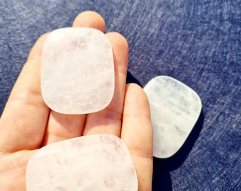 Clear Quartz plamstone healing 45mm, master healer, all chakras in harmony, Crystal Quartz palm stone