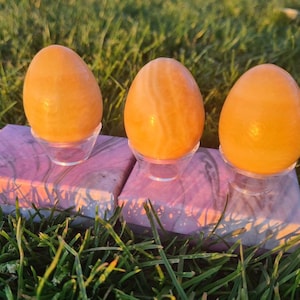 Orange Calcite (Honey Calcite) Healing Egg: confidence, strength, courage, stress reduction; 45mm, plastic stand included, healing gift idea