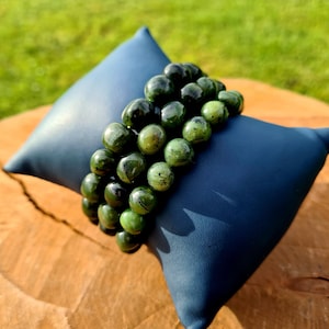Nephrite Jade Tumblestone Healing Bracelet, balances yin yang, dream stone, protection and good fortune, nephrite jade bracelet