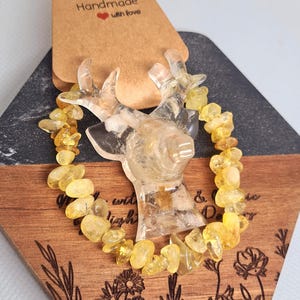 Citrine Chips Bracelet and resine Citrine Stag Animal Totem 54x46x30mm, animal totem; joy, happiness, abundance