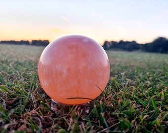 セレナイト オレンジ スフィア：大型クリスタルボール、天然石彫刻