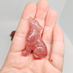 Erdbeerquarz Wolf 50 mm : Verbesserung des emotionalen Wohlbefindens und der Verbindung mit dem Universum, Tiertotem, einzigartiges Geschenk für geliebte Personen