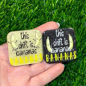 Badge Reel Engraçado Para Enfermeiras - 'This Shift Is Bananas', Glitter, Retrátil 61cm