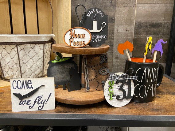 Hocus Pocus Tiered Tray Set