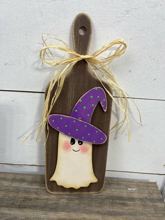 October 31 Ghost Witch Cutting board DIY kit (UNPAINTED UNASSEMBLED)