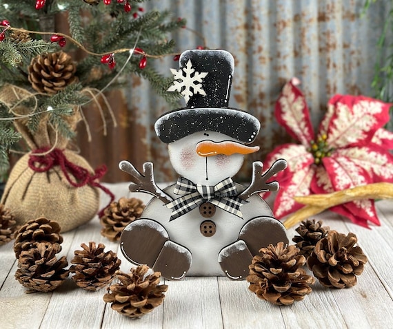 Chubby Sitting Snowman Shelf Sitter Unpainted/ Unassembled DIY Kit (Do it yourself)