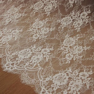 White Chantilly French Eyelash Stretch Lace Fabric DIY Wedding Bridal Dress 59&#39;&#39; Width Vintage Veil Lace DIY Lace