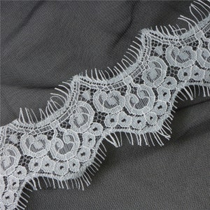 3 Meter Weiß Wimpern Spitzenbesatz Französischer Spitzenstoff Chantilly Veils Lace Soft Scalloped Trim Fabric 2,5 '' Breit