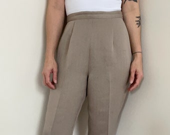 womens white tapered trousers
