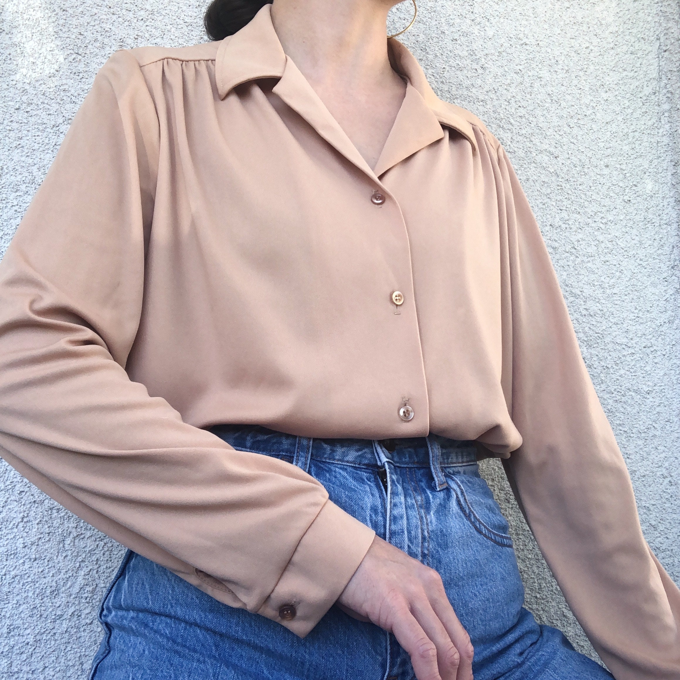 Lore - Knitted Button-On-Strap Blouse