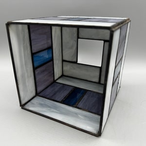 Reflections Stained Glass Tissue Box Cover image 9
