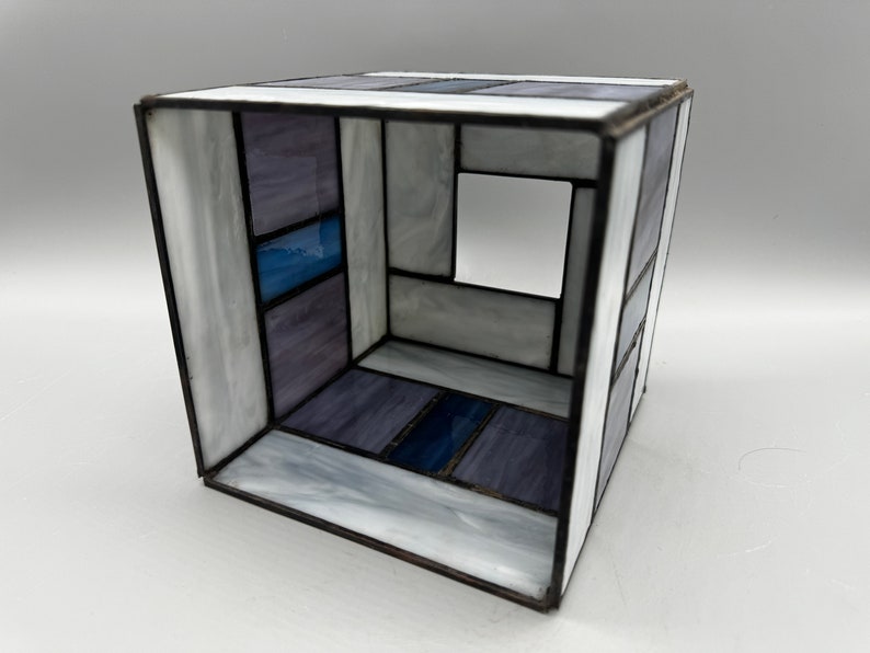 Reflections Stained Glass Tissue Box Cover image 9