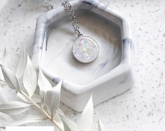 Moedermelkhanger, moedermelkring, DNA-sieraden, moedermelksieraden, ketting