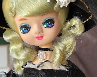Bradley Doll Anita – Big Eyes, Beautiful Black Velvet Gown, Mint Condition – Super Campy Doll from the 70s