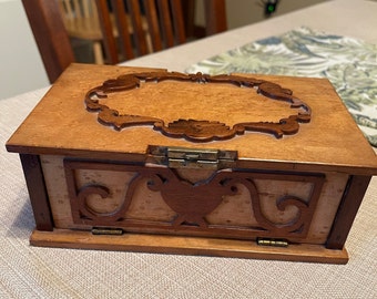 Exquisite Hand-Made Box for Playing Cards and Accessories, A Rare Find from the 30s / 40s