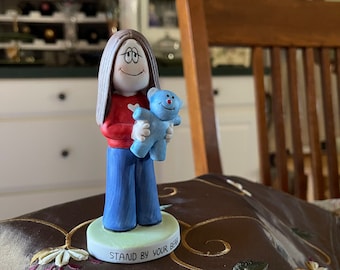 Nostalgic Cathy Adult Comic Figurine from the 80s, Stand by Your Bear!