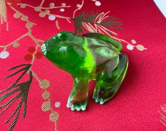 Mosser Glass Green Frog Figurine – Ohio Art Glass – Paperweight / Décor – Opalescent Toes!