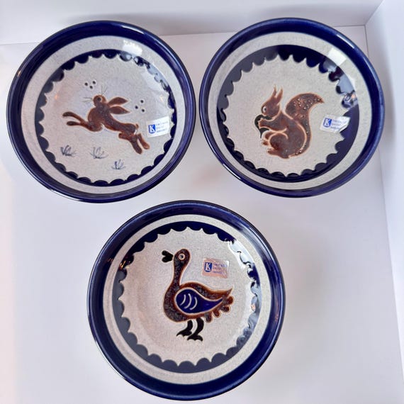 Handarbeit Pottery Snack Bowls or Wall Art – Set of Three Animal Designs