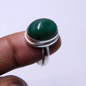 Nephrit Jade Ring: Natürlicher Grüner Stein, Sterling Silber (.925)