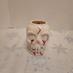 Skull mug vintage