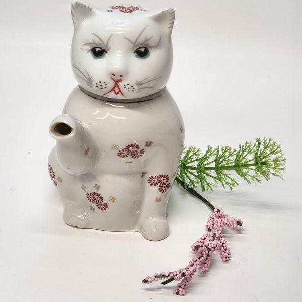 Meinko Cat teapot Japanese porcelain teapot Vintage teapot Animal teapots Cat figurines Porcelain teapots Porcelain figurines Cat pots