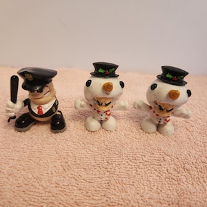 Evolution Tech Deck Dudes Barnie Cop,Snow Ballah Holidude