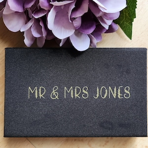 Gepersonaliseerde USB en doos - linnen in zwart, wit, crème, groen en grijs 8Gb of 16 Gb voor bruiloft, fotografie, evenement, babyshower, verjaardag