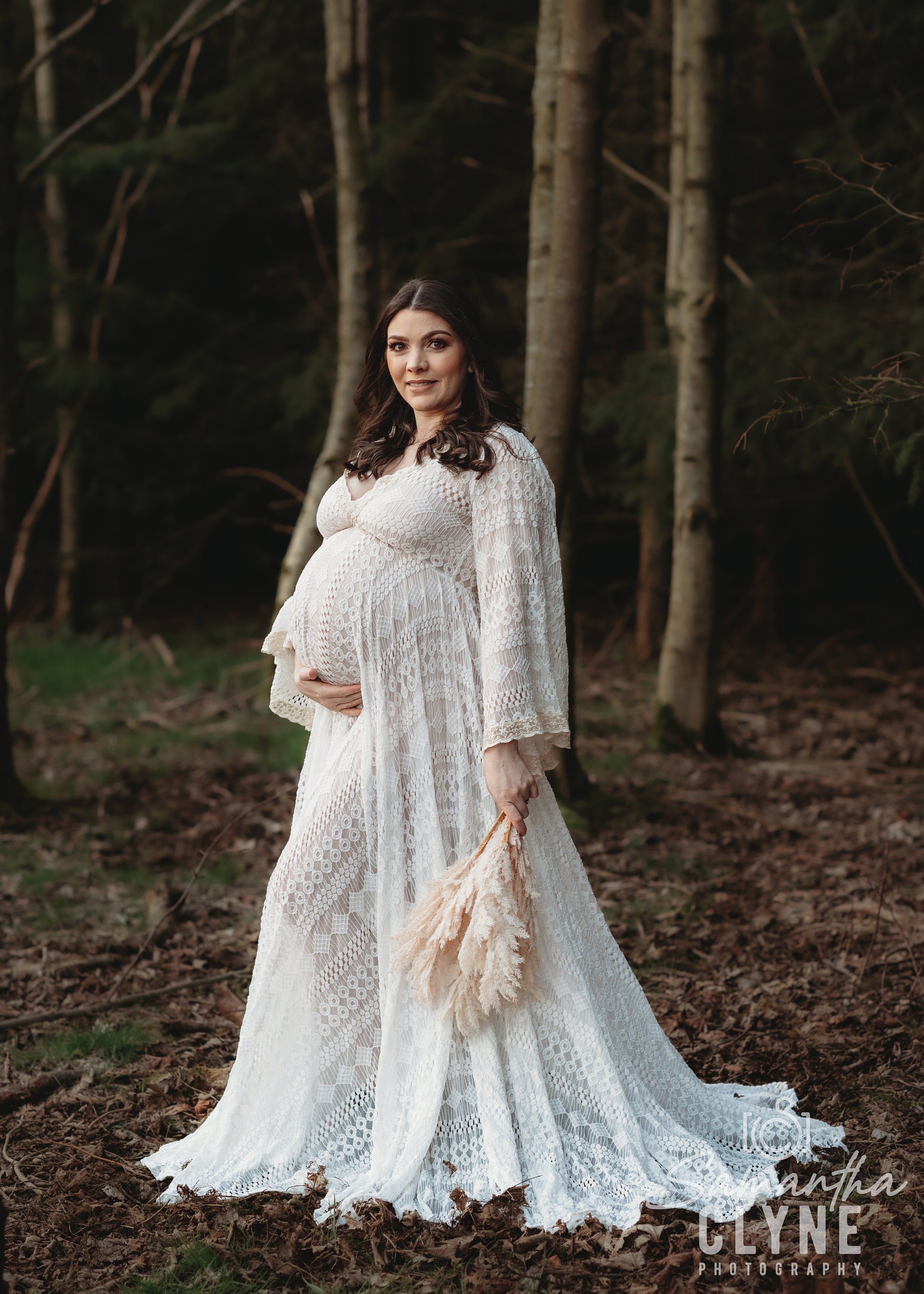 white floral dresses Renesmee White Floral Satin Maxi Dress - US 14
