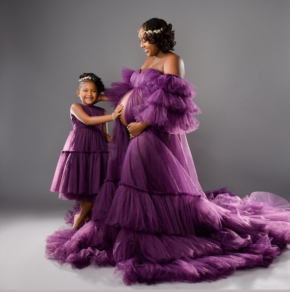 G22 (4), Pink Maternity Shoot Gown, Size (ALL) – Style Icon www.dressrent.in