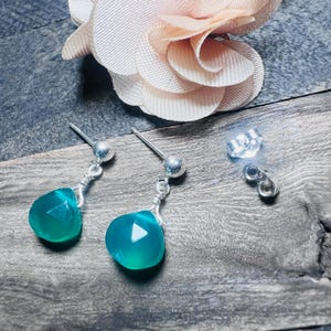Green Onyx Drop Earrings, Dainty Earrings, Minimalist Jewelry, Onyx Jewelry, Gemstone Earrings