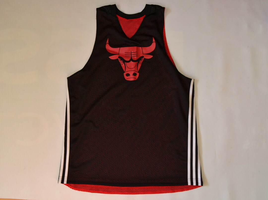 adidas NBA Chicago Bulls Jersey - L71688 - Sneakersnstuff (SNS)