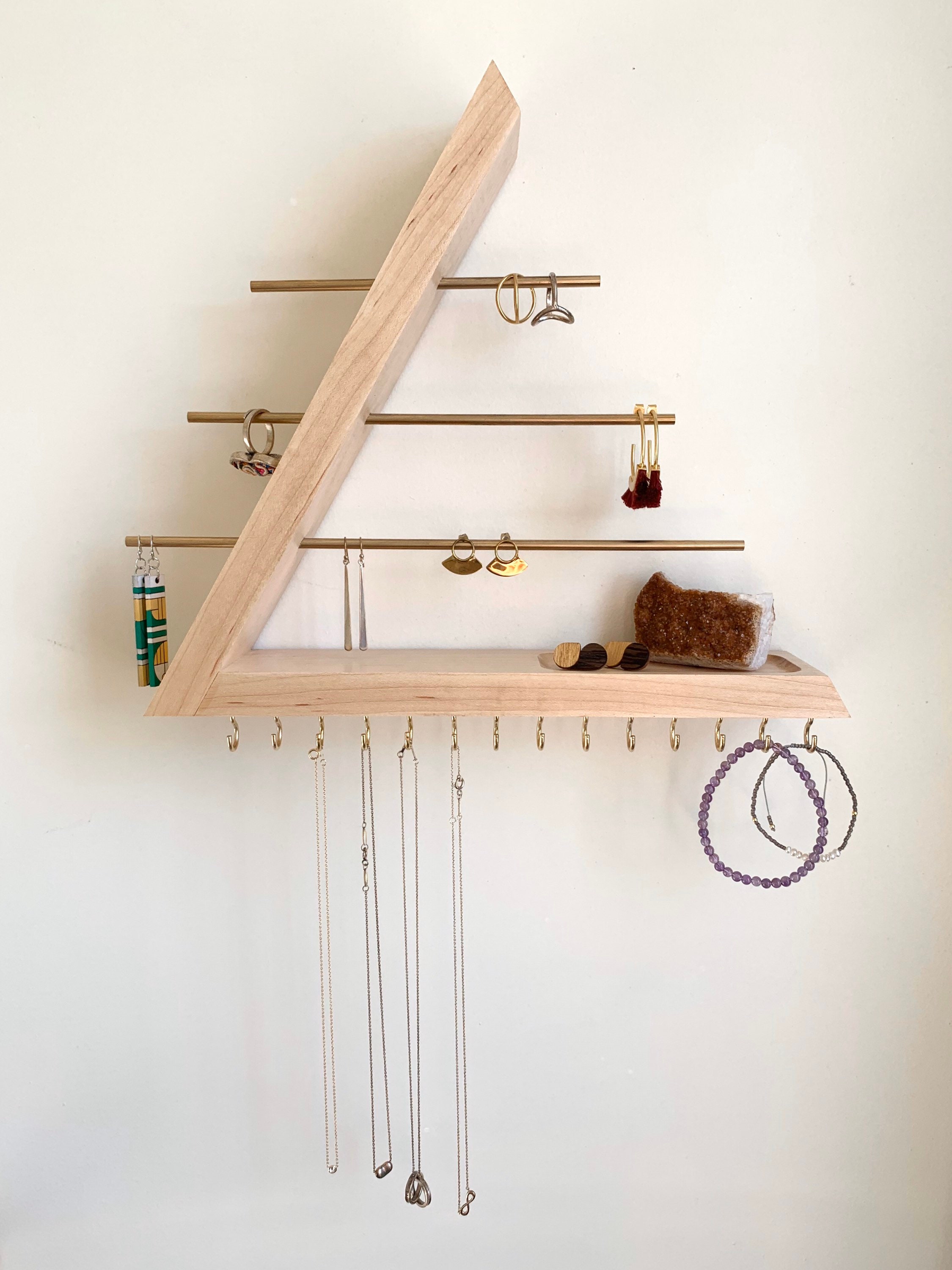 Necklace Holder in Maple – Smooth Cut